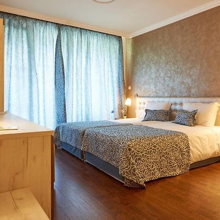 Penelopa Palace Apart Hotel & Spa Pomorie Ngoại thất bức ảnh