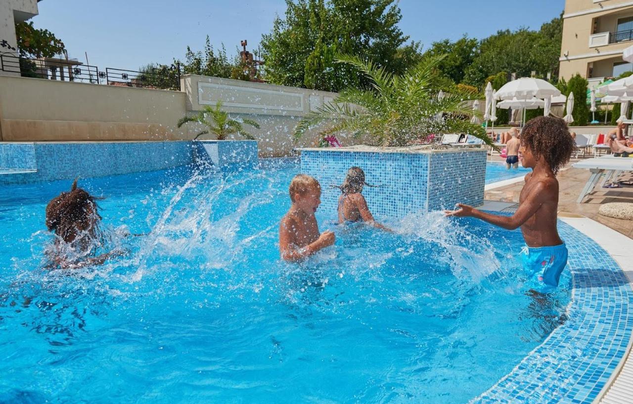 Penelopa Palace Apart Hotel & Spa Pomorie Ngoại thất bức ảnh
