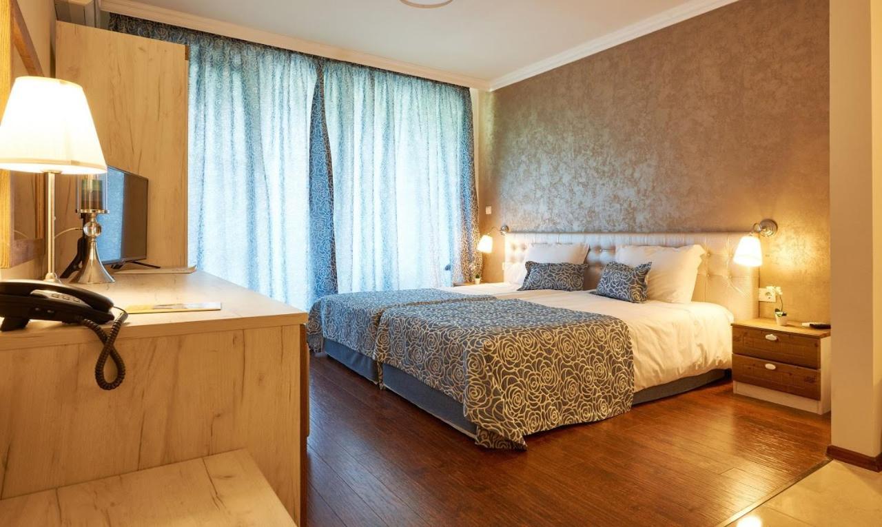 Penelopa Palace Apart Hotel & Spa Pomorie Ngoại thất bức ảnh