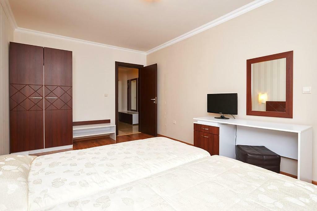 Penelopa Palace Apart Hotel & Spa Pomorie Ngoại thất bức ảnh