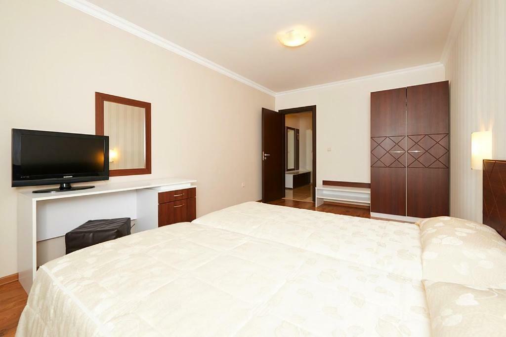 Penelopa Palace Apart Hotel & Spa Pomorie Ngoại thất bức ảnh