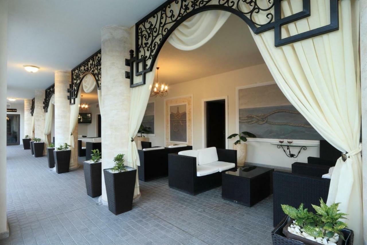 Penelopa Palace Apart Hotel & Spa Pomorie Ngoại thất bức ảnh