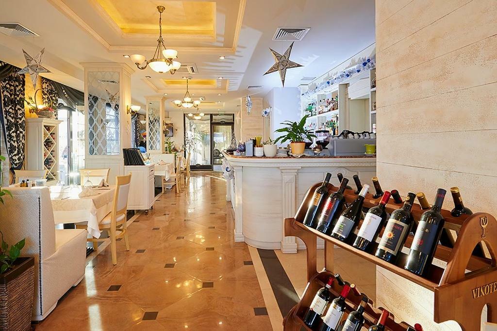 Penelopa Palace Apart Hotel & Spa Pomorie Ngoại thất bức ảnh